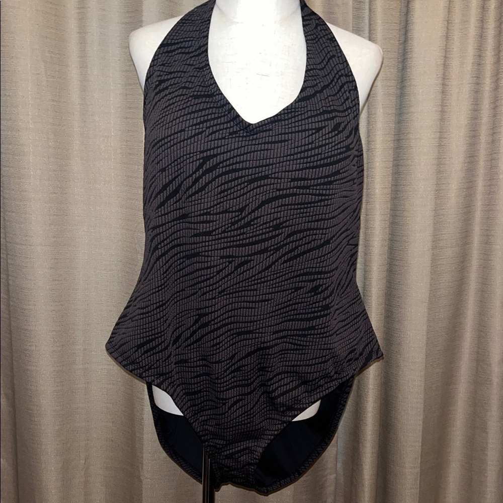 Sol Borne Black Brown Zebra Patterned Halter Style One Piece Swimsuit Womens 3X